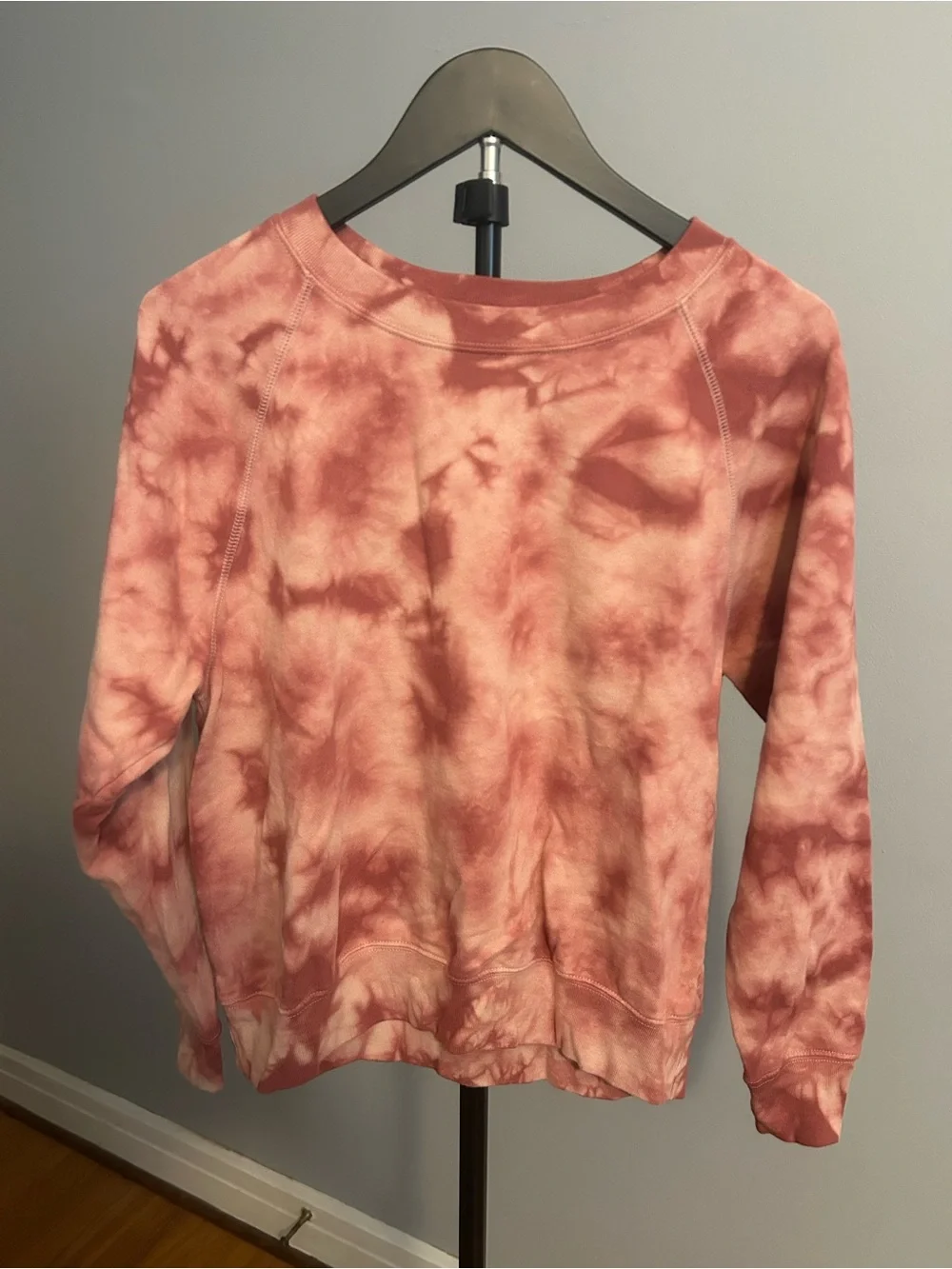 Old Navy Pink Tie-Dye Crewneck Sweatshirt & Pants. Matching set-READ CAPTION